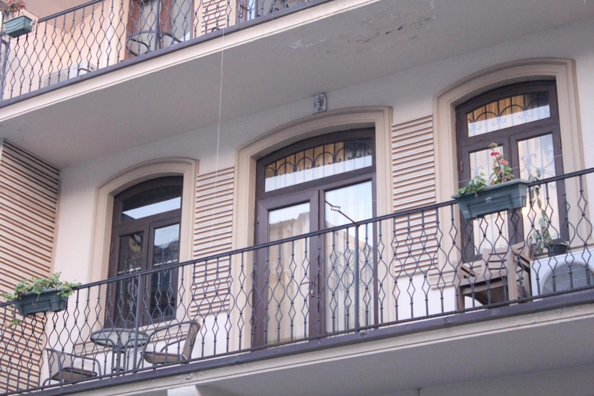 Luxor 1902 Batumi Exterior foto